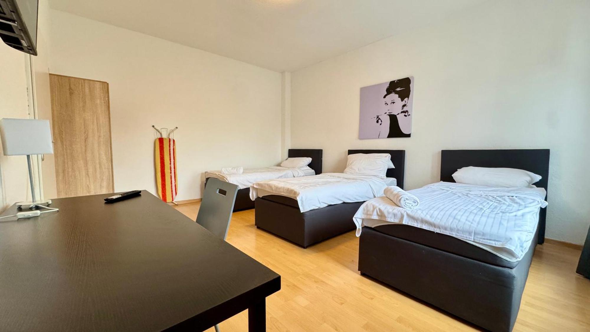 Apartments Im Herzen Von Neumuenster Innenstadt & Hbf Fusslaeufig, Mit Privatparkplatz Экстерьер фото